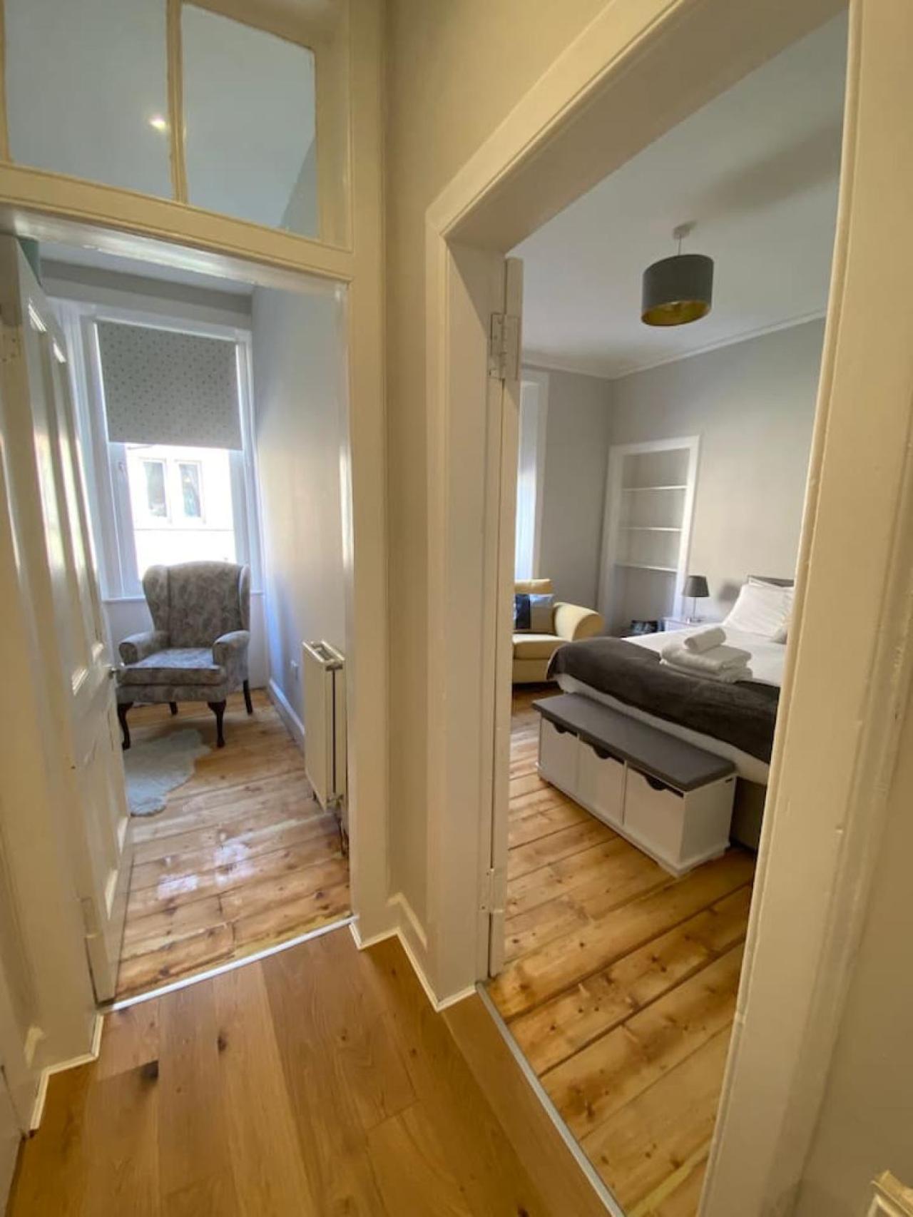 Gorgeous 2 Bed, Appartement
